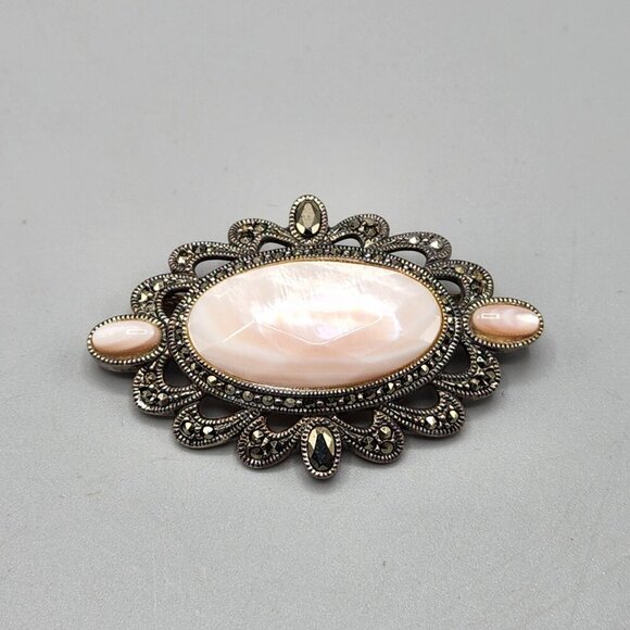 Sterling Silver Marcasite Oval Brooch Pearlescent 15.32g Mother of Pearl - Picture 3 of 12